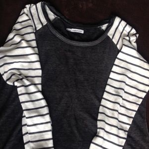 Burnout Raglan Sweatshirt